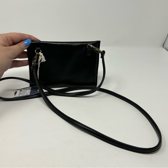 Universal Thread Small Convertible Black Faux Leather Wristlet Shoulder Bag - Picture 7 of 13